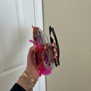 (4)BRAND NEW SUNNIES